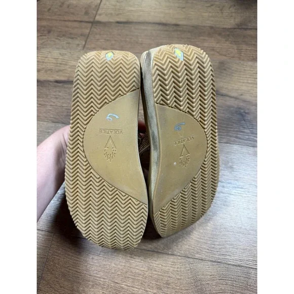 Volatile Rose Gold Rhinestone Platform Wedge Thong Sandals Womens Size 8 Gold - Picture 6 of 7